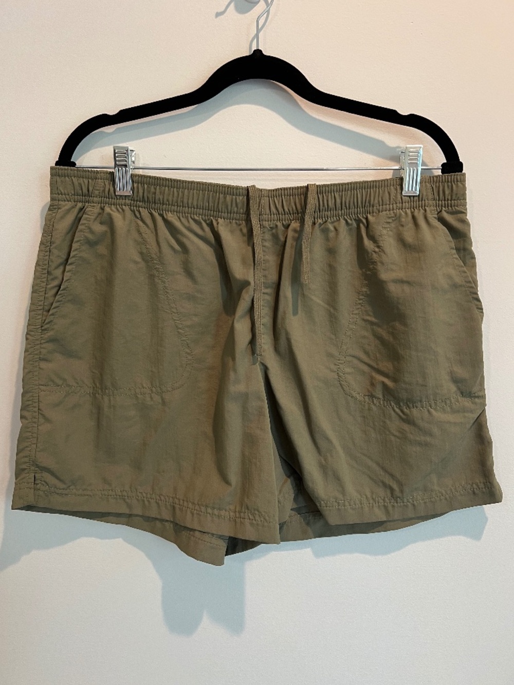 Columbia Sandy River II shorts in Olive Size L
